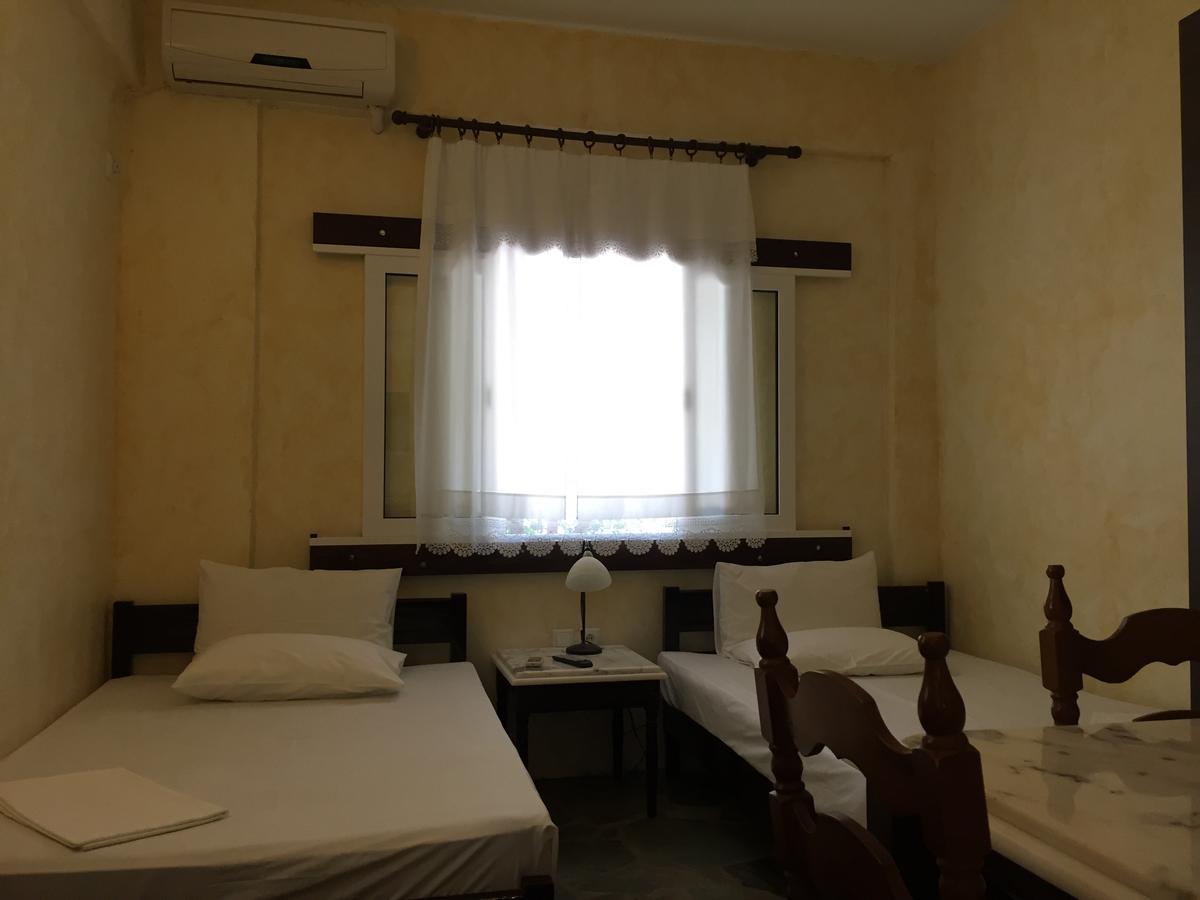 Sotiroulis Apartments เนอา เมซางกาลา ภายนอก รูปภาพ