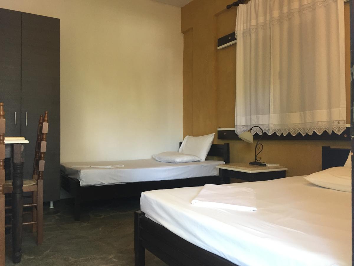 Sotiroulis Apartments เนอา เมซางกาลา ภายนอก รูปภาพ